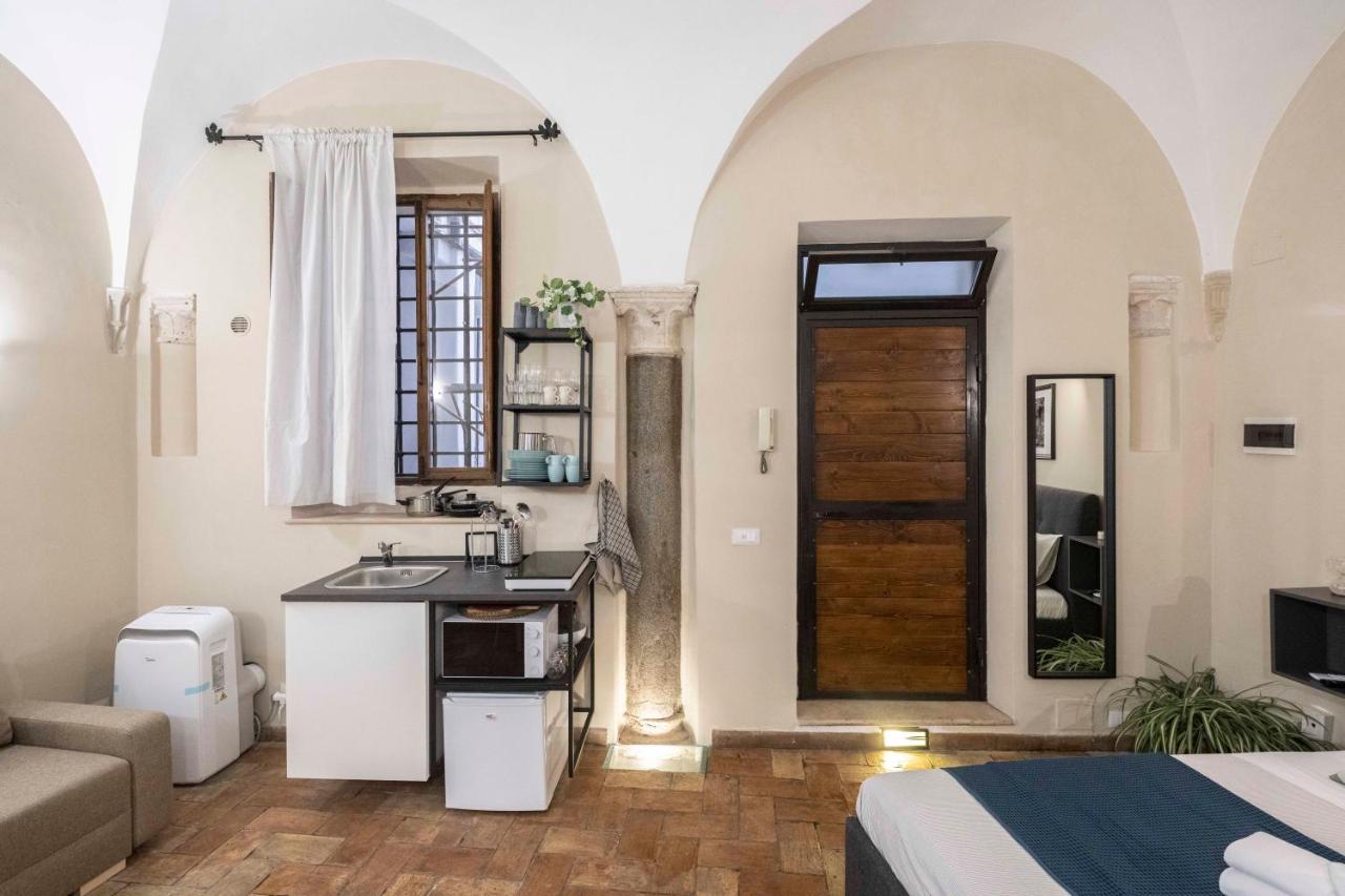 Studio Delle Grotte - Campo De' Fiori โรม ภายนอก รูปภาพ