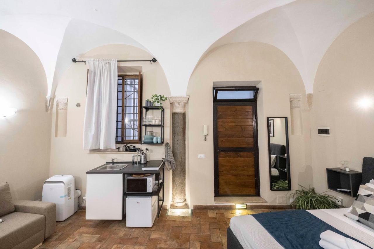 Studio Delle Grotte - Campo De' Fiori โรม ภายนอก รูปภาพ
