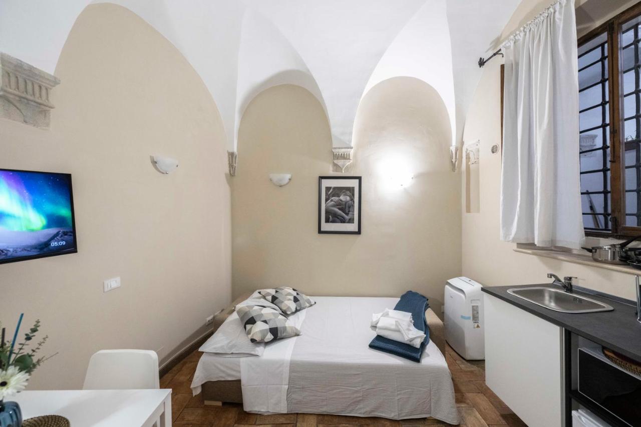 Studio Delle Grotte - Campo De' Fiori โรม ภายนอก รูปภาพ
